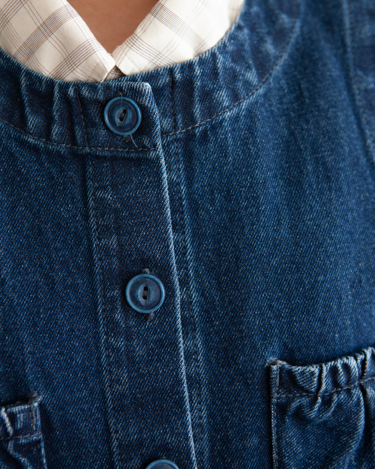 Naa Vest