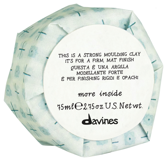 Strong moulding clay