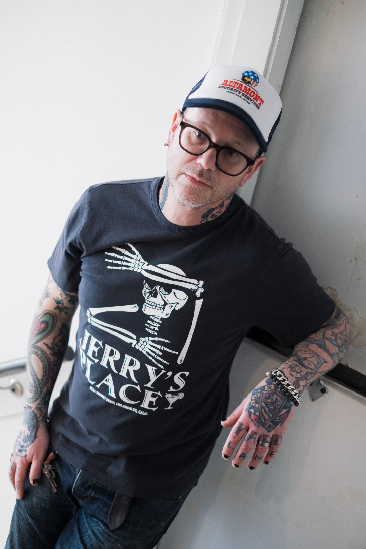 Jerry's Place Tee (S)