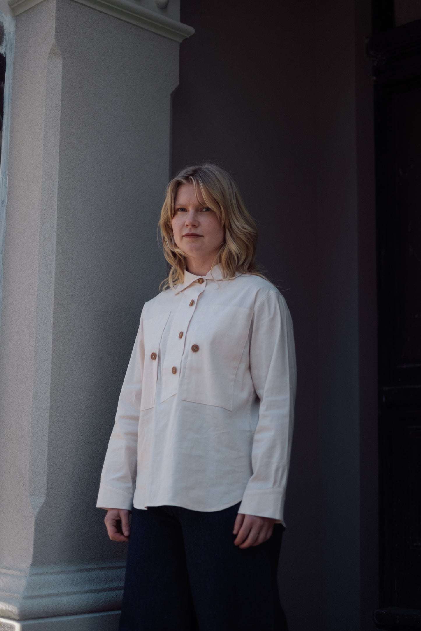 Pullover Smock Shirt  - off white slubbed chambray